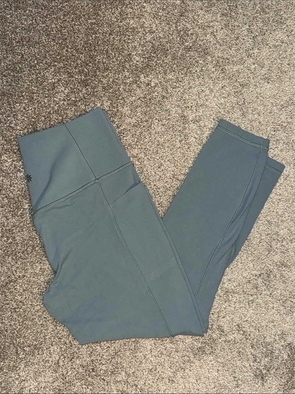 Athleta Salutation Stash High Rise 7/8 Legging